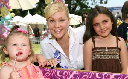 Shanna Moakler's oldest child is Atiana De La Hoya.